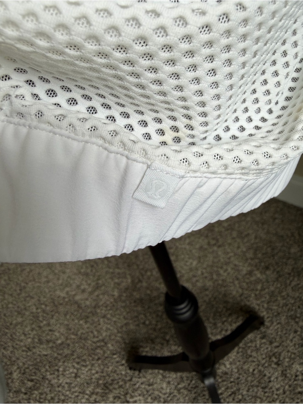 NWOT Lululemon White Mesh Full-Zip Hooded Jacket Relaxed Fit Women’s 12 - Picture 10 of 11